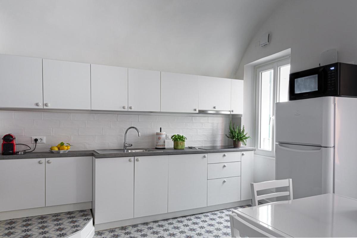 Ferienwohnung Insapria, Caressa De Mae Bordighera Exterior foto